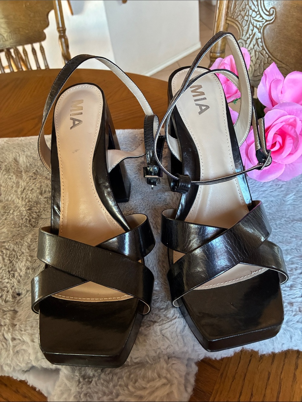 MIA Black Strappy Platform Sandals – Size 11 (Never Worn)